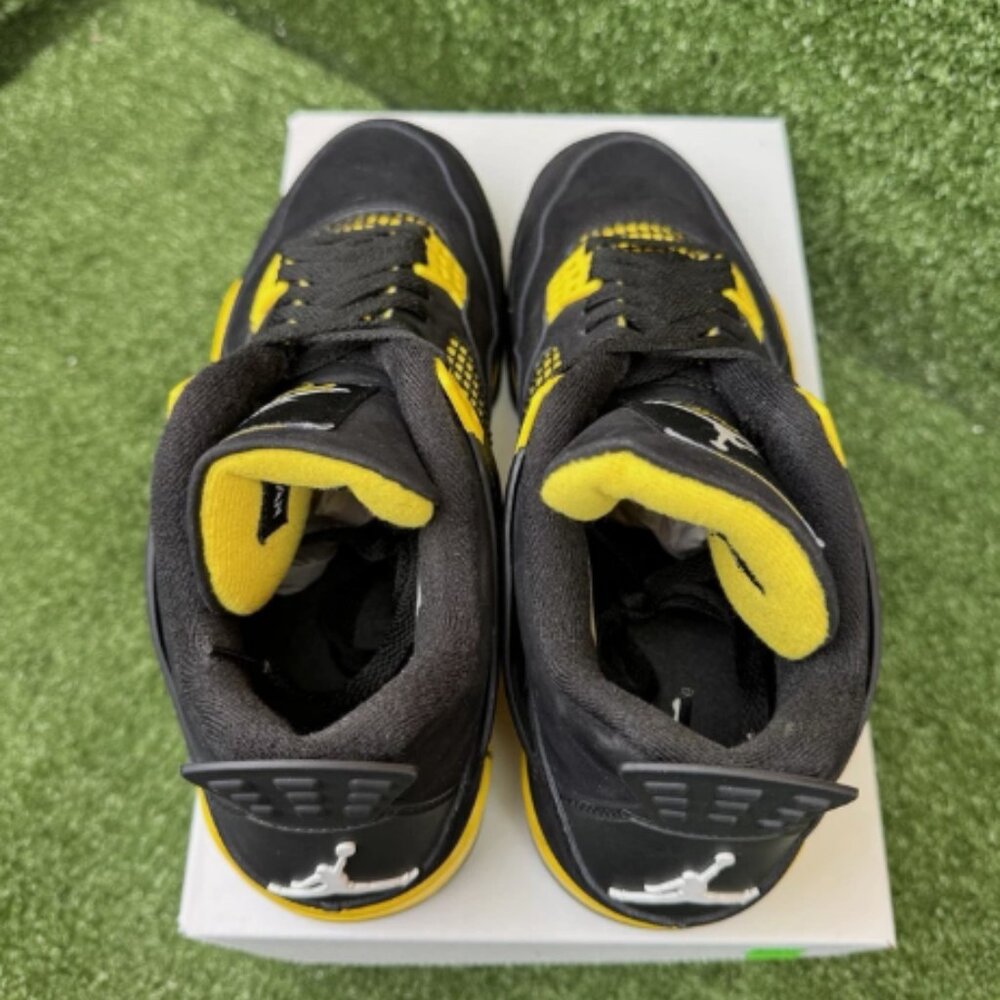Jordan 4 Retro Mid Thunder - Picture 8 of 8